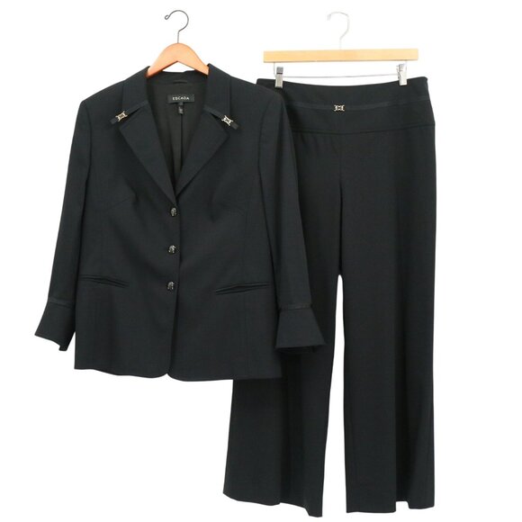 Escada Black Wool Pants Suit Blazer Jacket Gold Logo Detail 42 US 12 - Picture 1 of 8